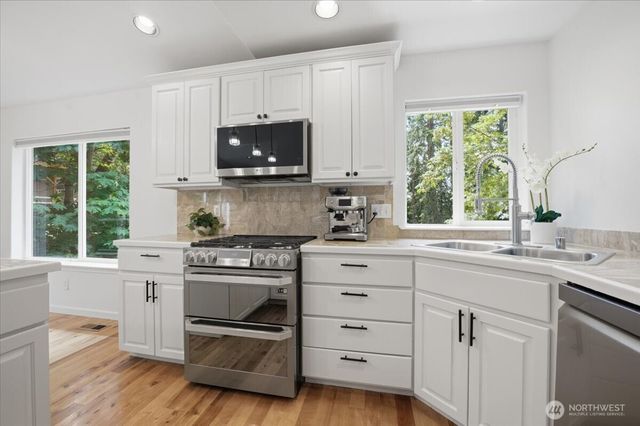 1508 208th Avenue NE, Sammamish, WA 98074