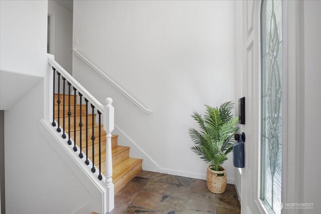 1508 208th Avenue NE, Sammamish, WA 98074