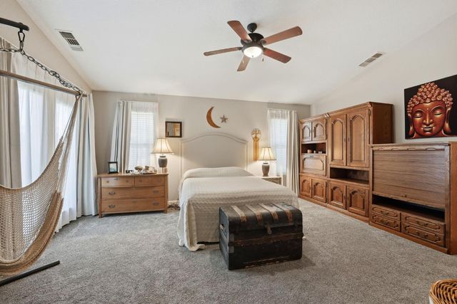 319 Fuller Ln, Lincoln, CA 95648