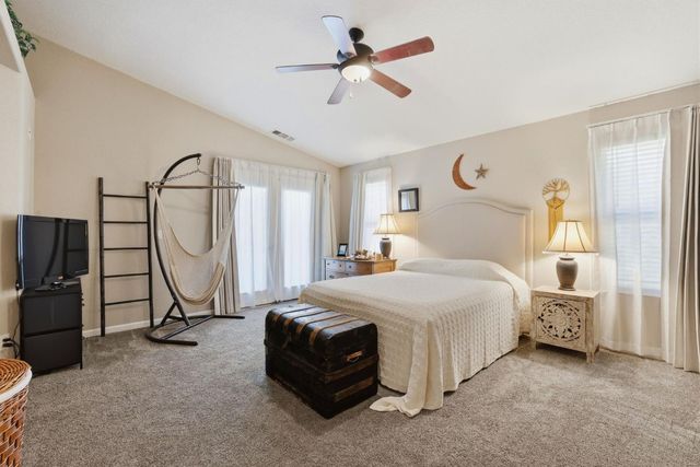 319 Fuller Ln, Lincoln, CA 95648
