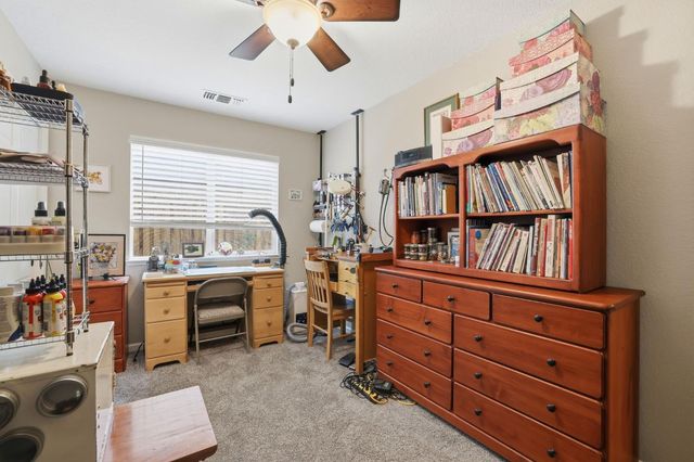 319 Fuller Ln, Lincoln, CA 95648