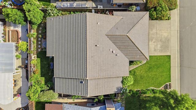 319 Fuller Ln, Lincoln, CA 95648