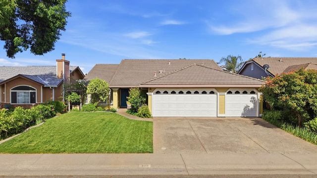 319 Fuller Ln, Lincoln, CA 95648