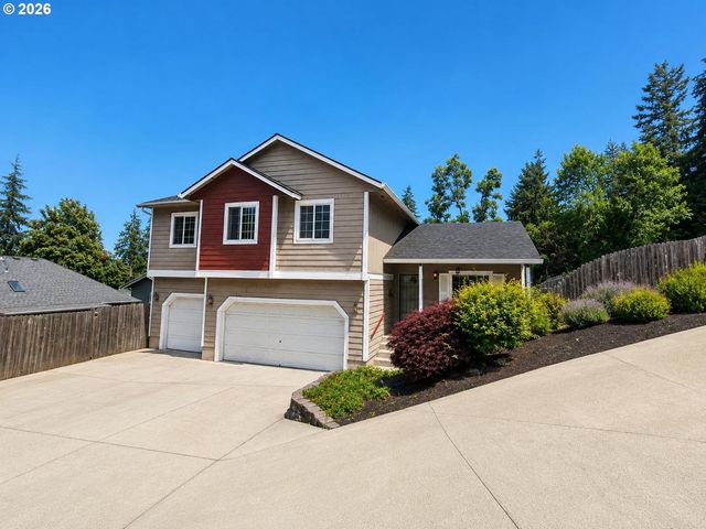 6842 JESSICA Dr, Springfield, OR 97478