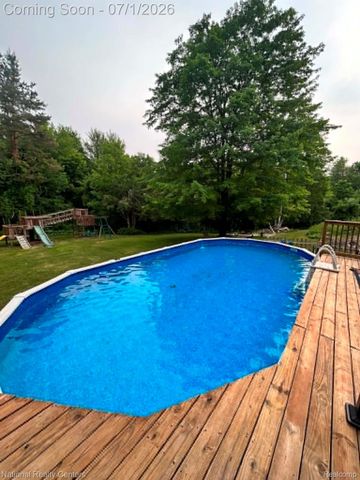 1330 Brauer Road, Metamora Township, MI 48371
