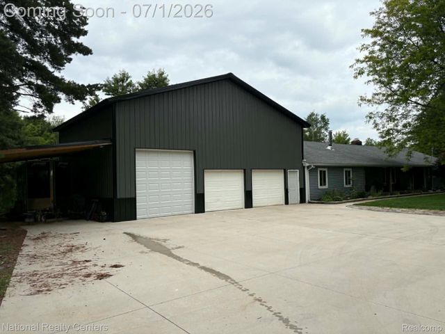 1330 Brauer Road, Metamora Township, MI 48371
