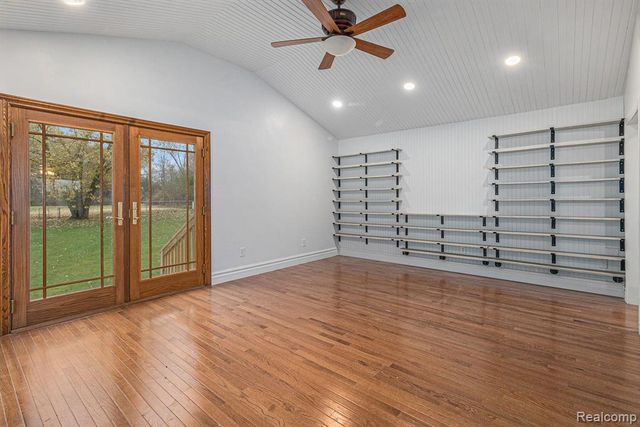 7135 Jordan Road, Grand Blanc, MI 48439