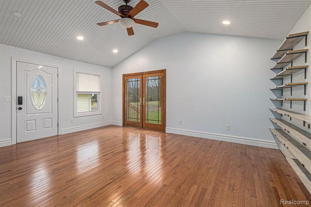 7135 Jordan Road, Grand Blanc, MI 48439