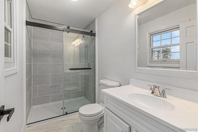 7135 Jordan Road, Grand Blanc, MI 48439