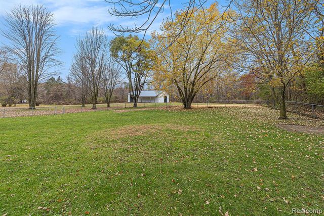 7135 Jordan Road, Grand Blanc, MI 48439