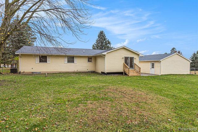 7135 Jordan Road, Grand Blanc, MI 48439