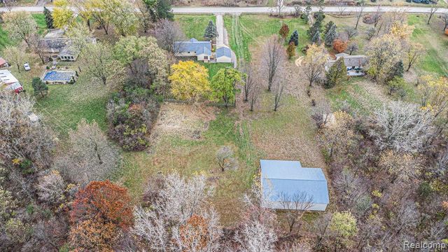 7135 Jordan Road, Grand Blanc, MI 48439