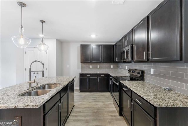 6426 Beaver Creek Trail, South Fulton, GA 30349