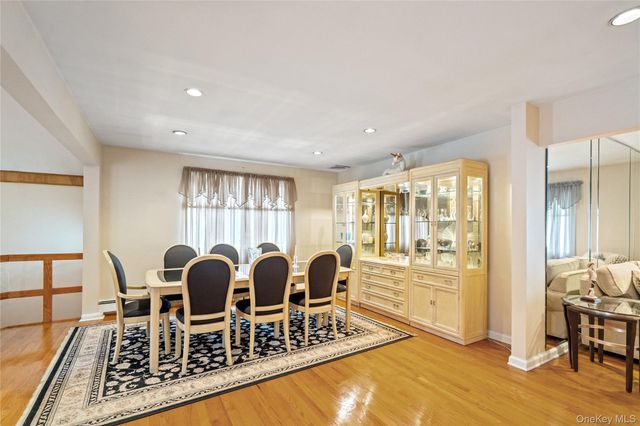 2046 Hancock Avenue, North Bellmore, NY 11710