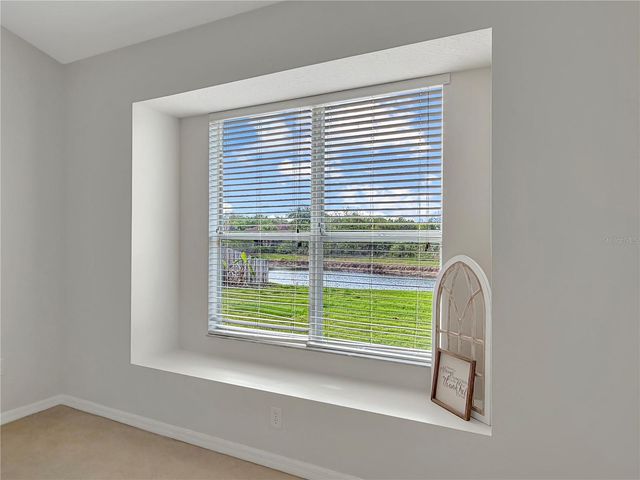 6817 CROMWELL GARDEN DR, Apollo Beach, FL 33572