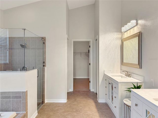 6817 CROMWELL GARDEN DR, Apollo Beach, FL 33572