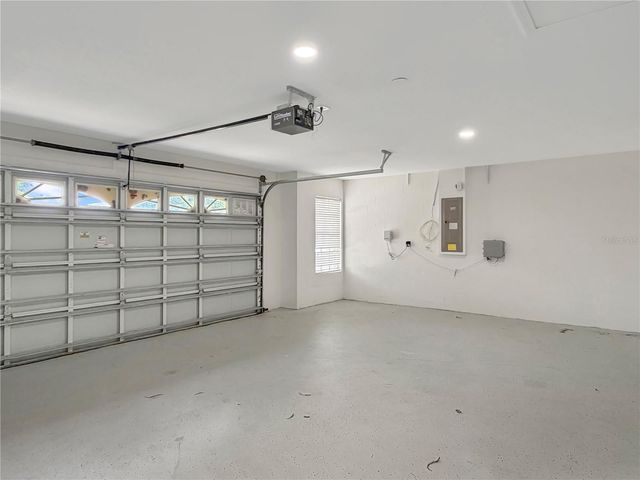 6817 CROMWELL GARDEN DR, Apollo Beach, FL 33572