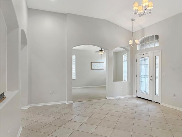 6817 CROMWELL GARDEN DR, Apollo Beach, FL 33572