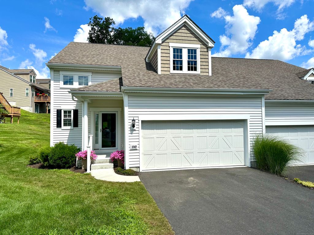 1049 Augusta Drive 1049, Oxford, CT 06478