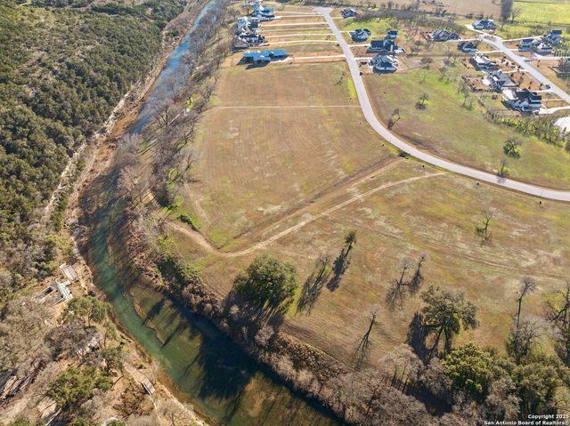 849 Bingham, New Braunfels, TX 78132