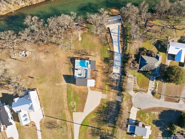 849 Bingham, New Braunfels, TX 78132