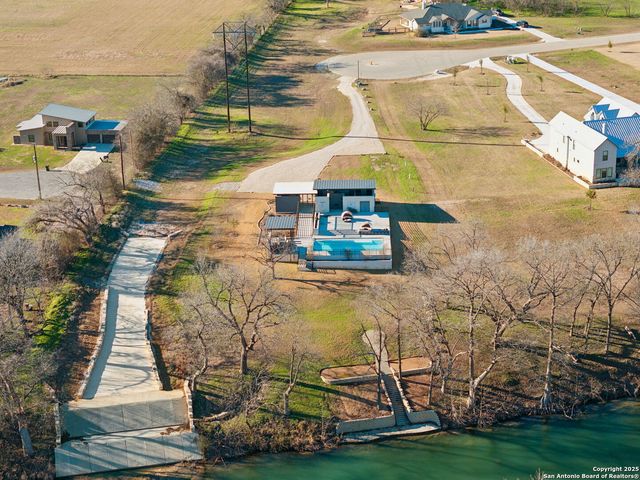 849 Bingham, New Braunfels, TX 78132