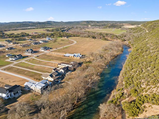 849 Bingham, New Braunfels, TX 78132
