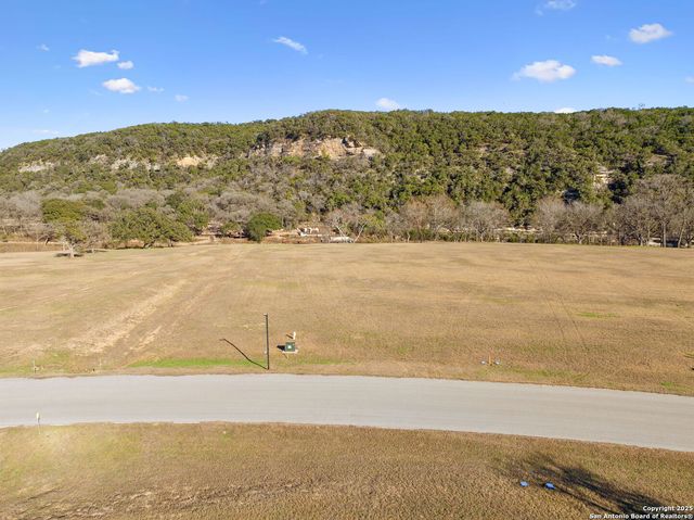 849 Bingham, New Braunfels, TX 78132