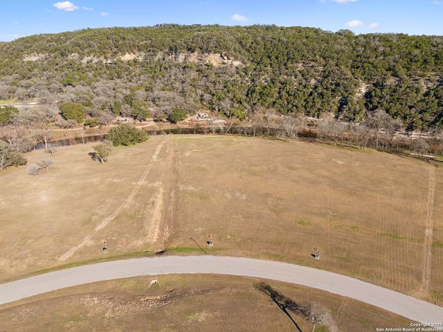 849 Bingham, New Braunfels, TX 78132