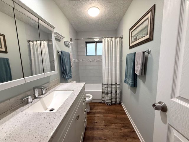 2919 Laurelridge Drive, League City, TX 77573