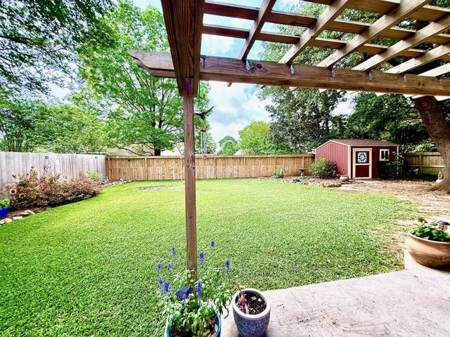 2919 Laurelridge Drive, League City, TX 77573