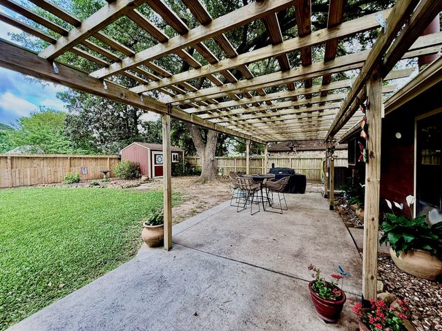 2919 Laurelridge Drive, League City, TX 77573