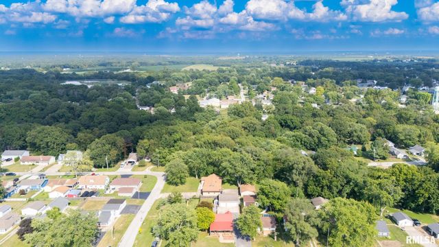 518 N PEKIN Lane, Hanna City, IL 61536