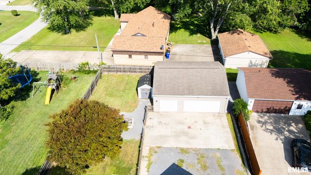 518 N PEKIN Lane, Hanna City, IL 61536