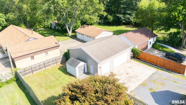 518 N PEKIN Lane, Hanna City, IL 61536