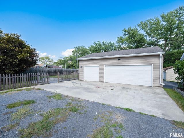 518 N PEKIN Lane, Hanna City, IL 61536