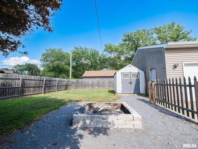 518 N PEKIN Lane, Hanna City, IL 61536