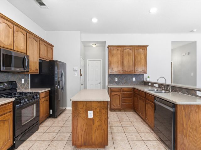 9212 Askew Street, Fort Worth, TX 76244