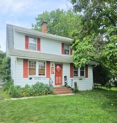 692 W Kemper Road, Springdale, OH 45246
