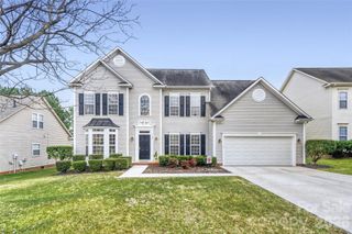 4123 Meadowview Hills Drive, Charlotte, NC 28269