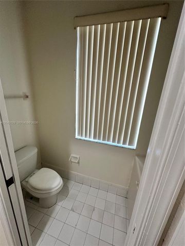 2704 SE 15th Place, Homestead, FL 33035