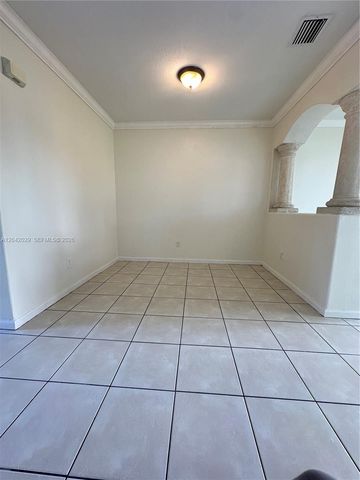 2704 SE 15th Place, Homestead, FL 33035