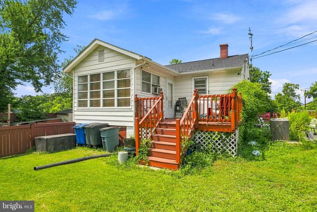 5603 BERWYN RD, College Park, MD 20740