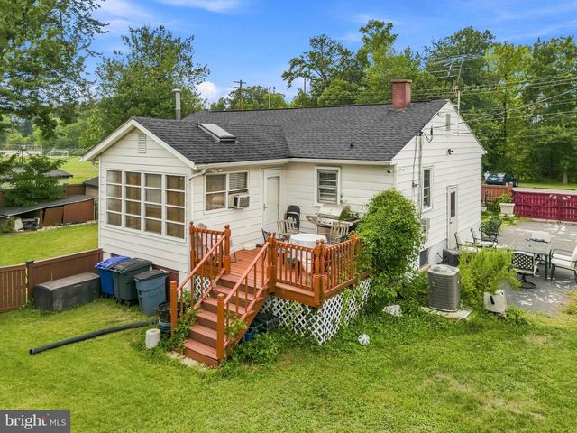 5603 BERWYN RD, College Park, MD 20740
