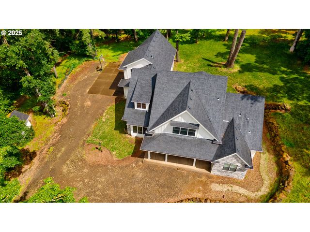 2720 TARA Way Se, Salem, OR 97317