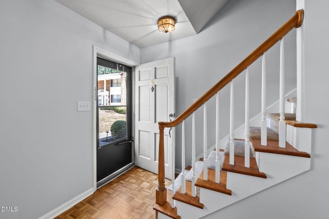 1002 Willow Drive Apt 6, Chapel Hill, NC 27514