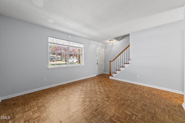 1002 Willow Drive Apt 6, Chapel Hill, NC 27514
