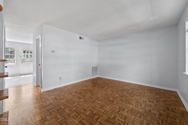 1002 Willow Drive Apt 6, Chapel Hill, NC 27514