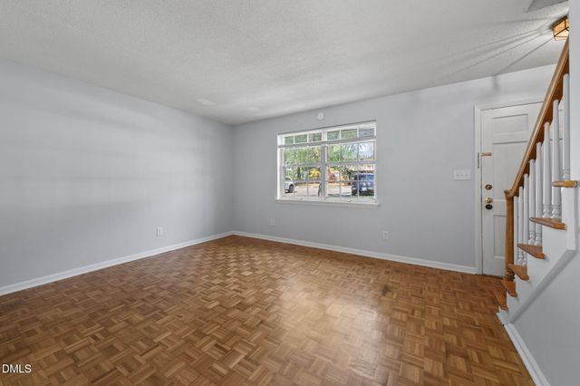 1002 Willow Drive Apt 6, Chapel Hill, NC 27514