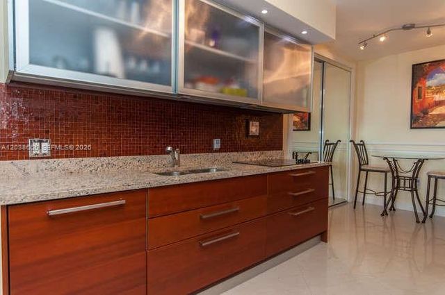 1800 S Ocean Dr 3103, Hallandale Beach, FL 33009